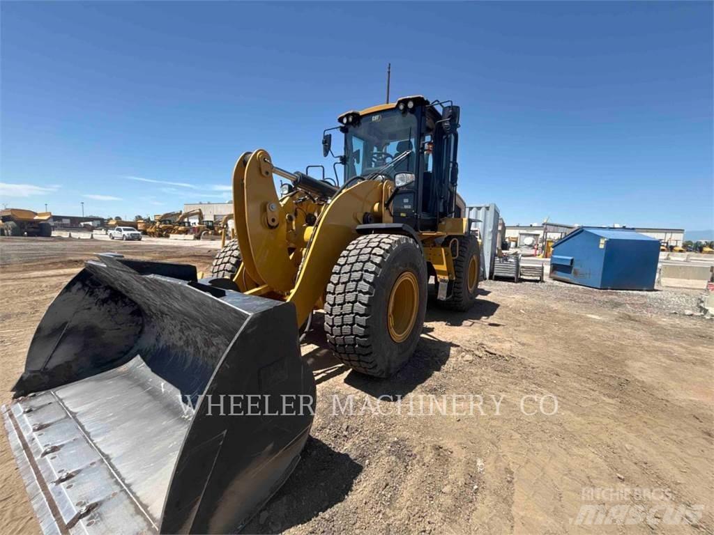 CAT 926 QC 3V Gumikerekes homlokrakodók