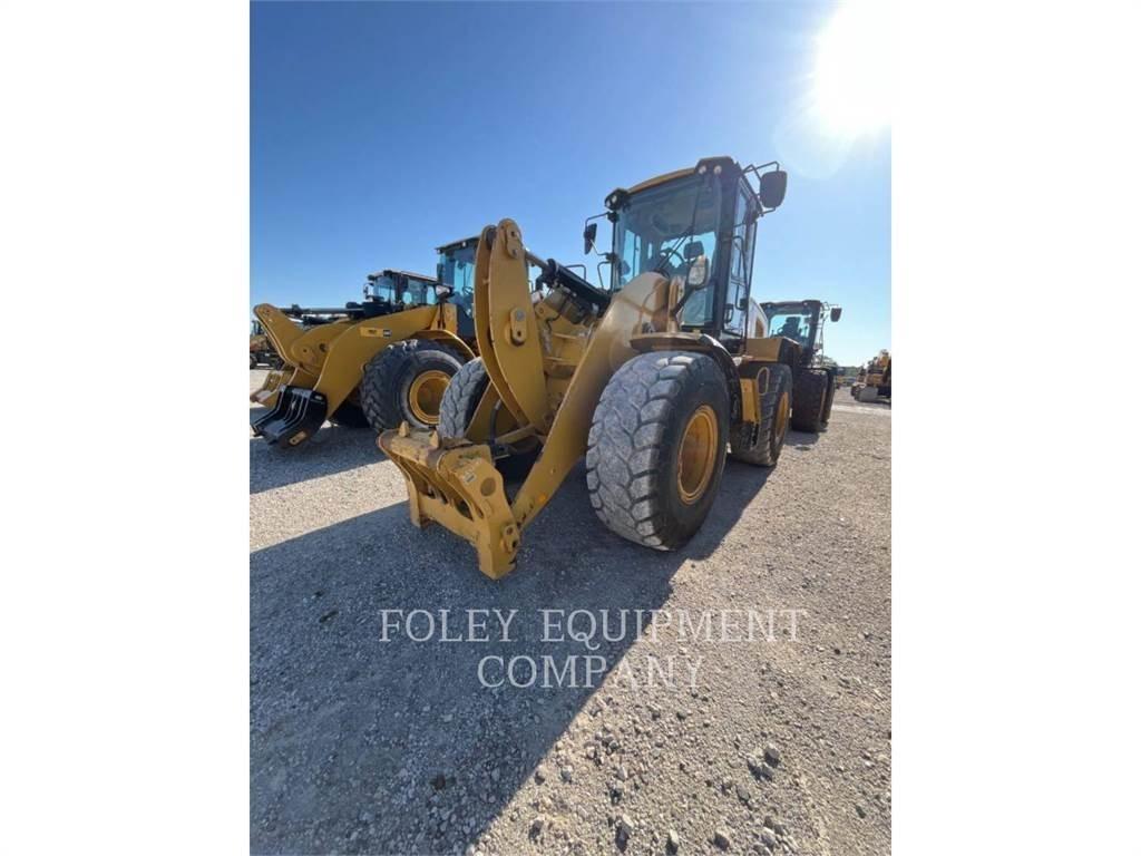 CAT 926M Gumikerekes homlokrakodók