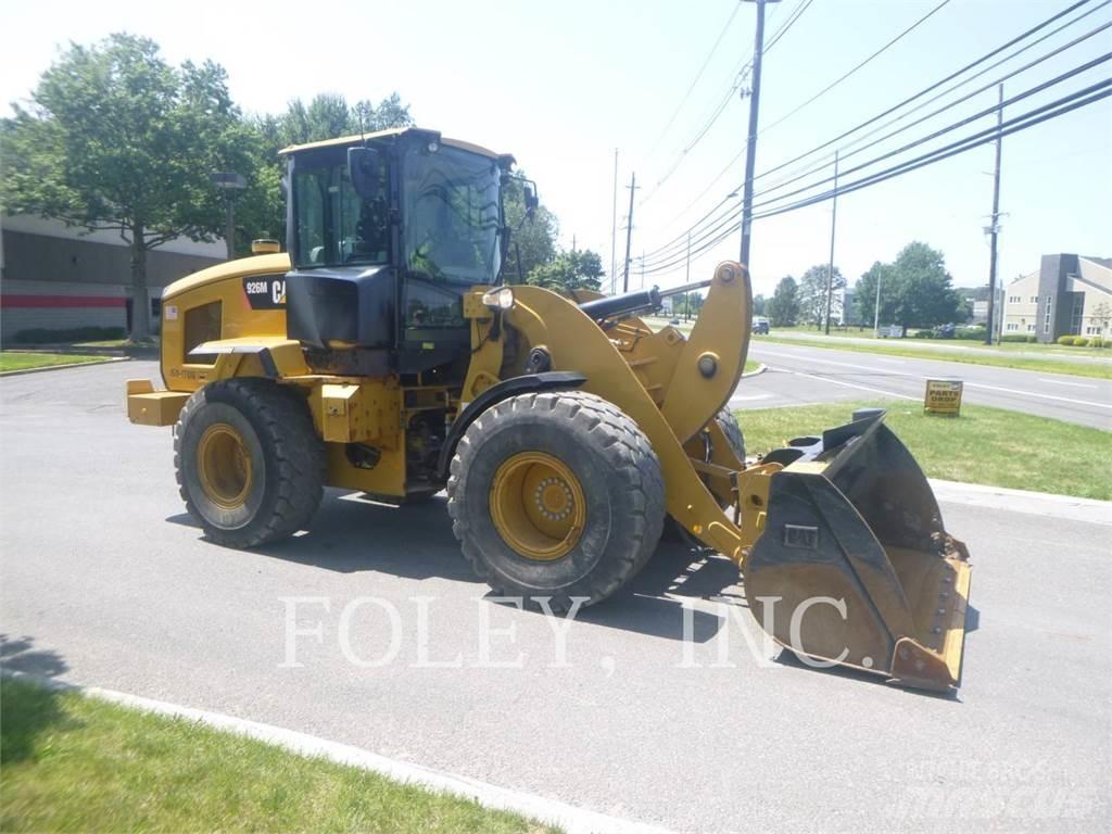 CAT 926M Gumikerekes homlokrakodók