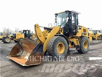 CAT 926M Gumikerekes homlokrakodók