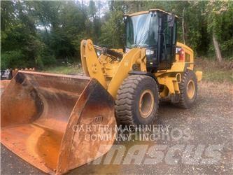 CAT 926M Gumikerekes homlokrakodók