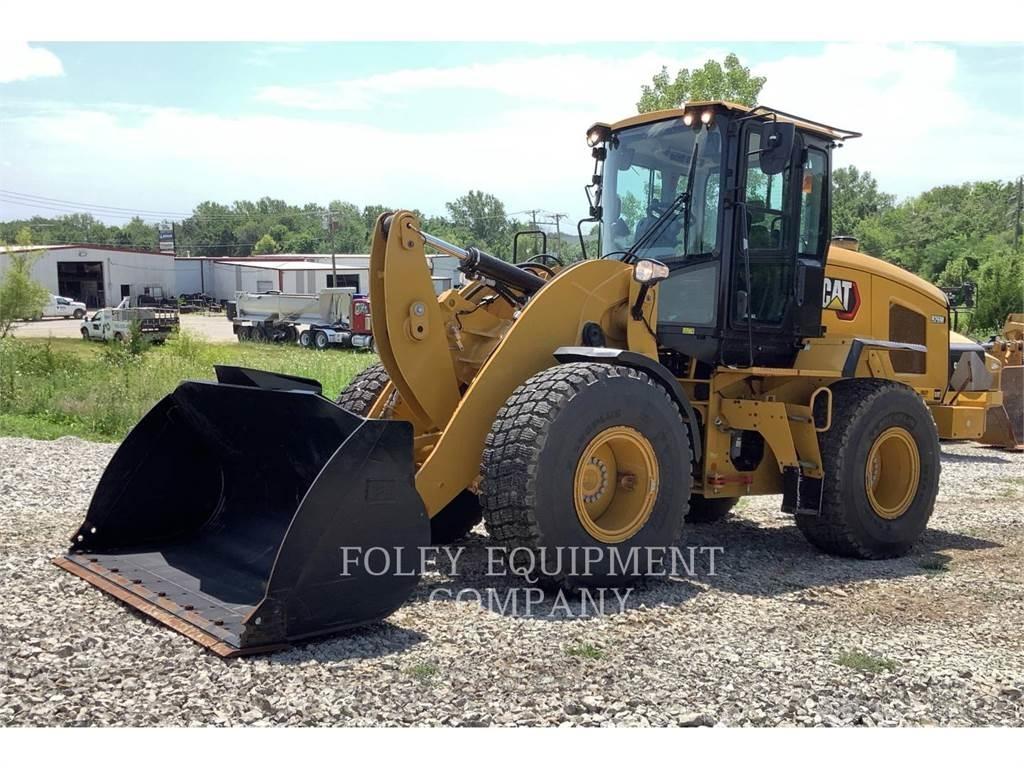 CAT 926M Gumikerekes homlokrakodók