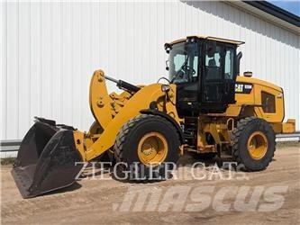 CAT 926M Gumikerekes homlokrakodók