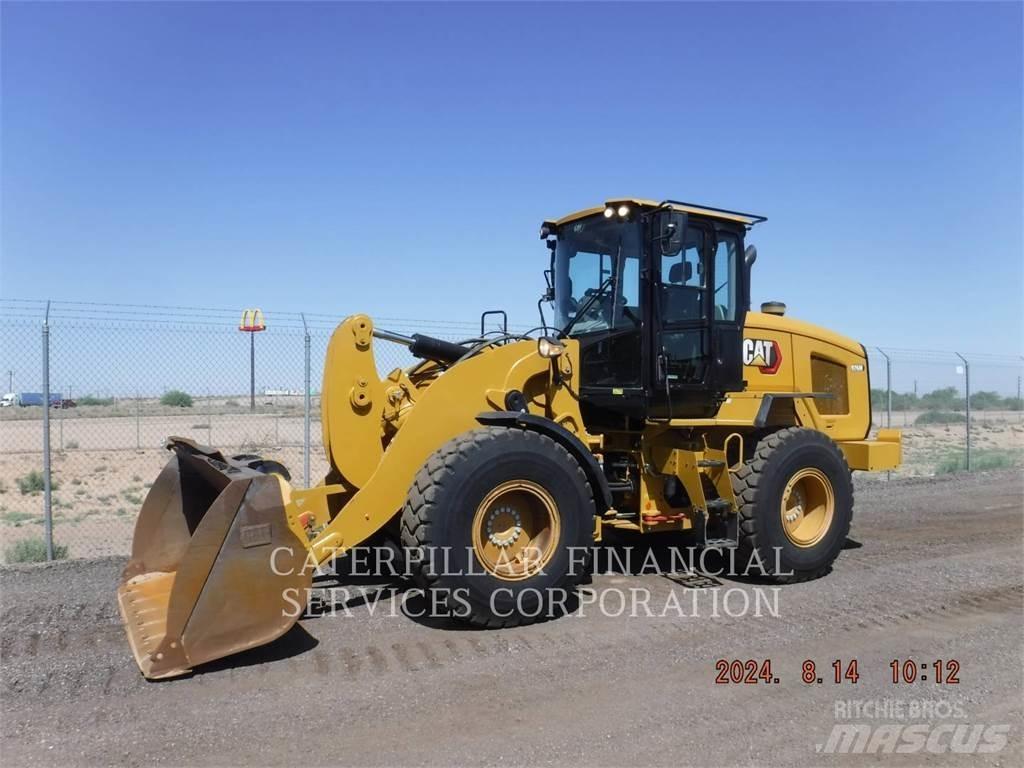 CAT 926M Gumikerekes homlokrakodók