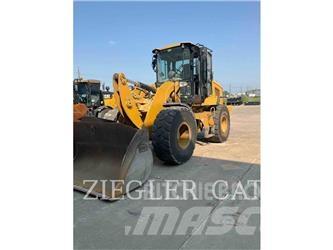 CAT 926M Gumikerekes homlokrakodók