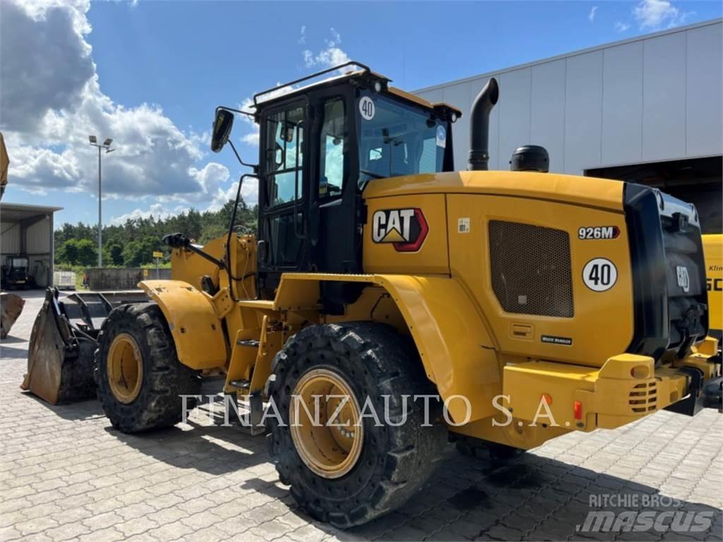 CAT 926M Gumikerekes homlokrakodók