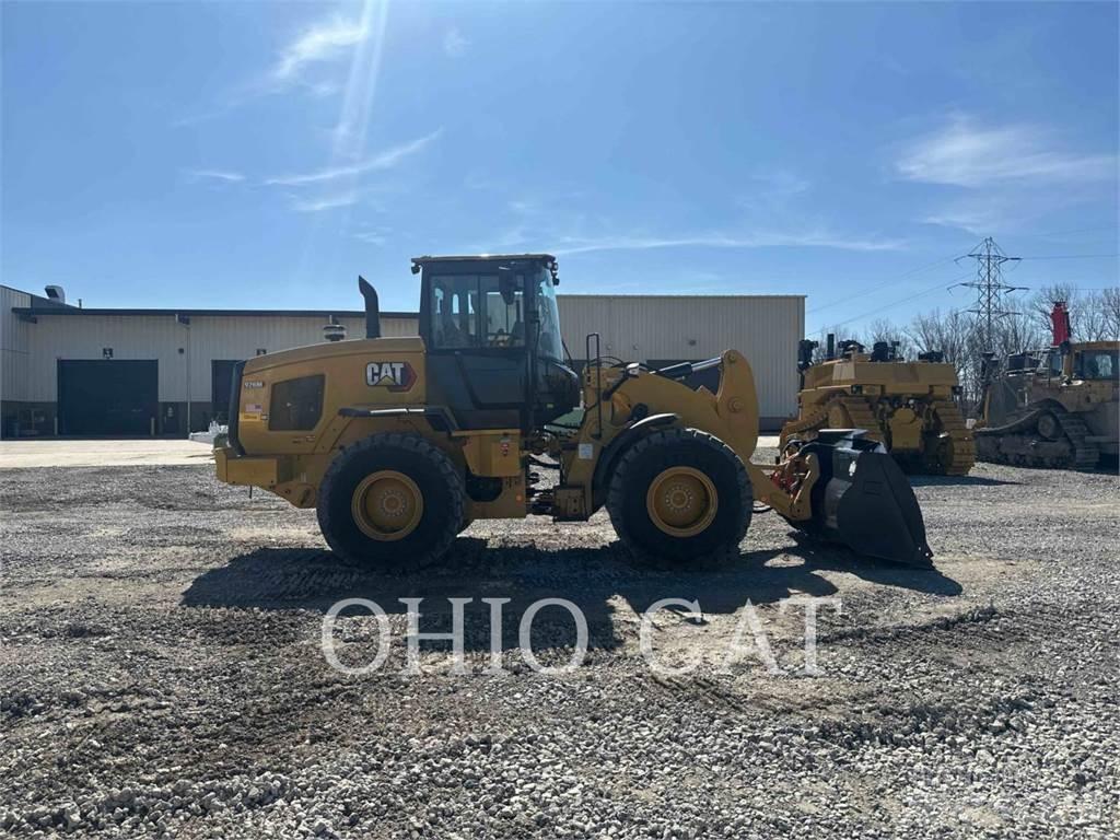 CAT 926M Gumikerekes homlokrakodók