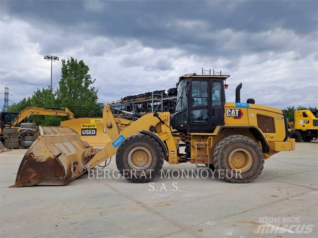 CAT 926M Gumikerekes homlokrakodók