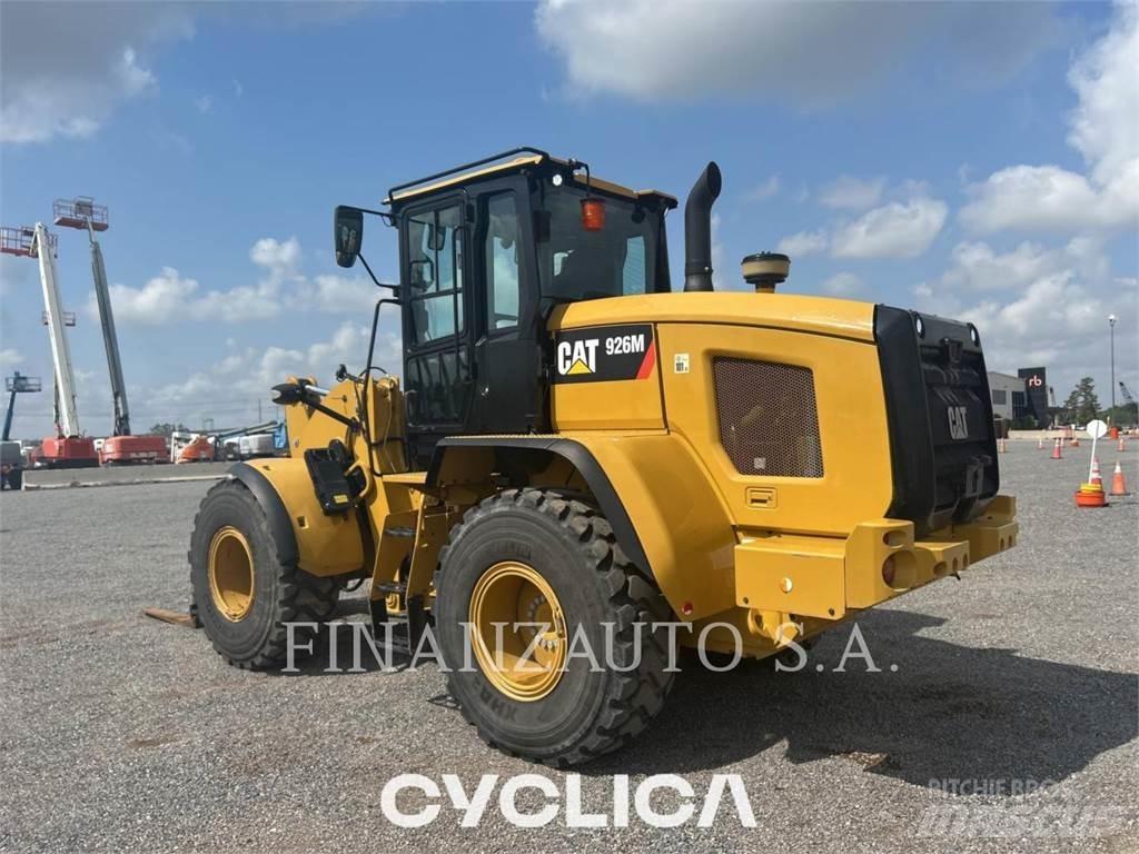 CAT 926M Gumikerekes homlokrakodók
