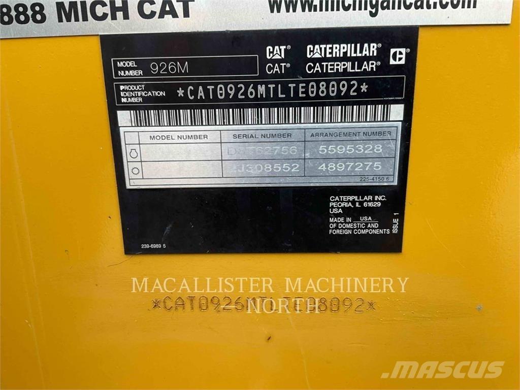 CAT 926M Gumikerekes homlokrakodók