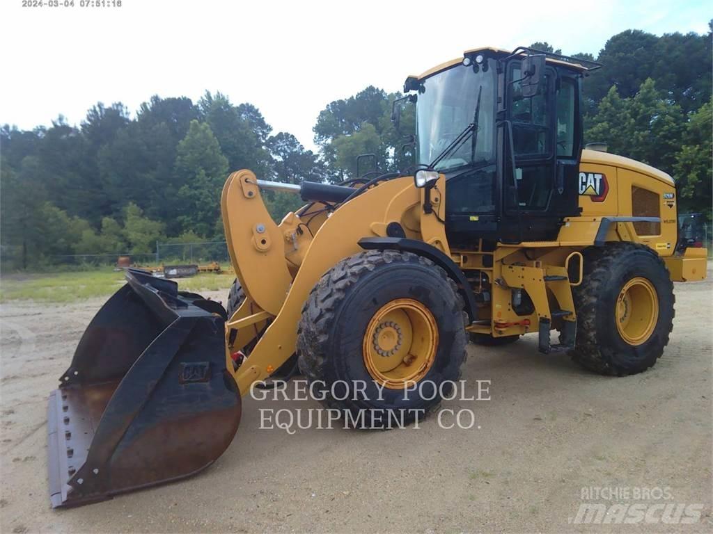 CAT 926M Gumikerekes homlokrakodók