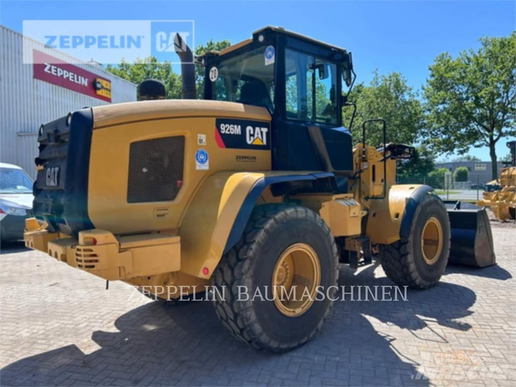 CAT 926M Gumikerekes homlokrakodók