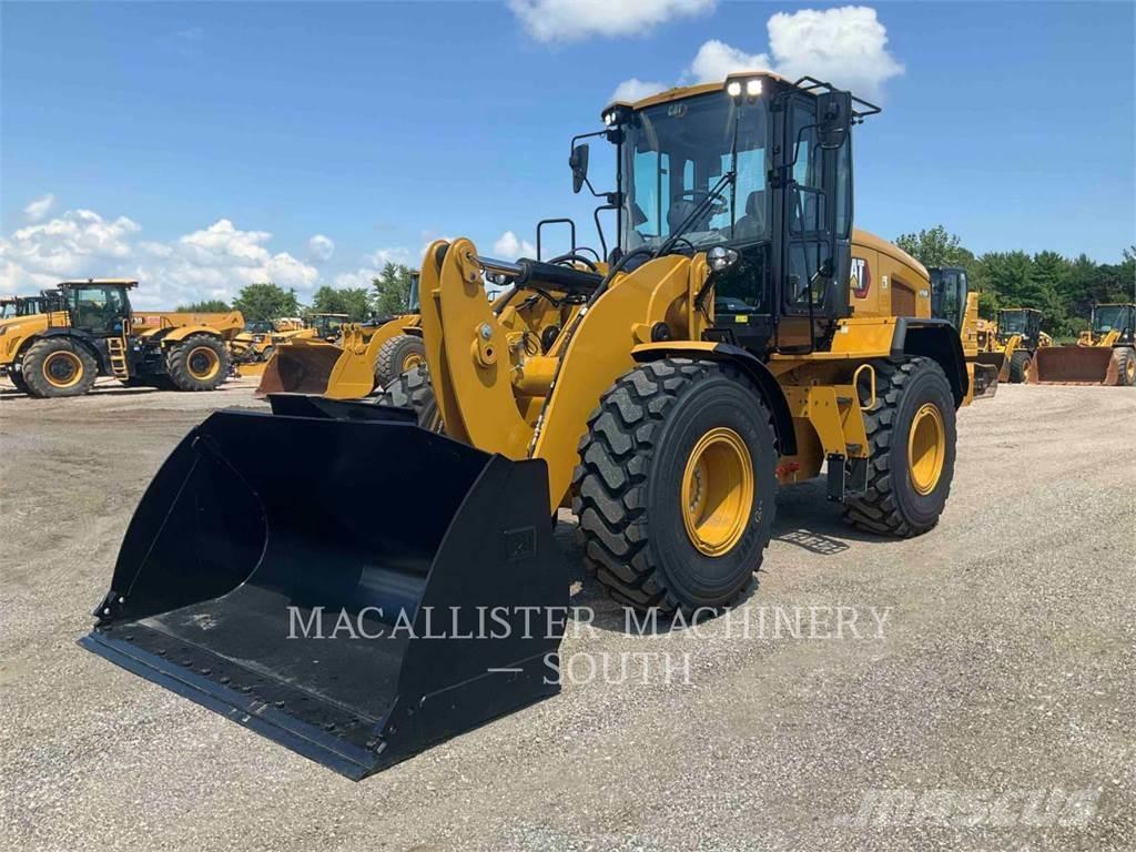 CAT 926M Gumikerekes homlokrakodók
