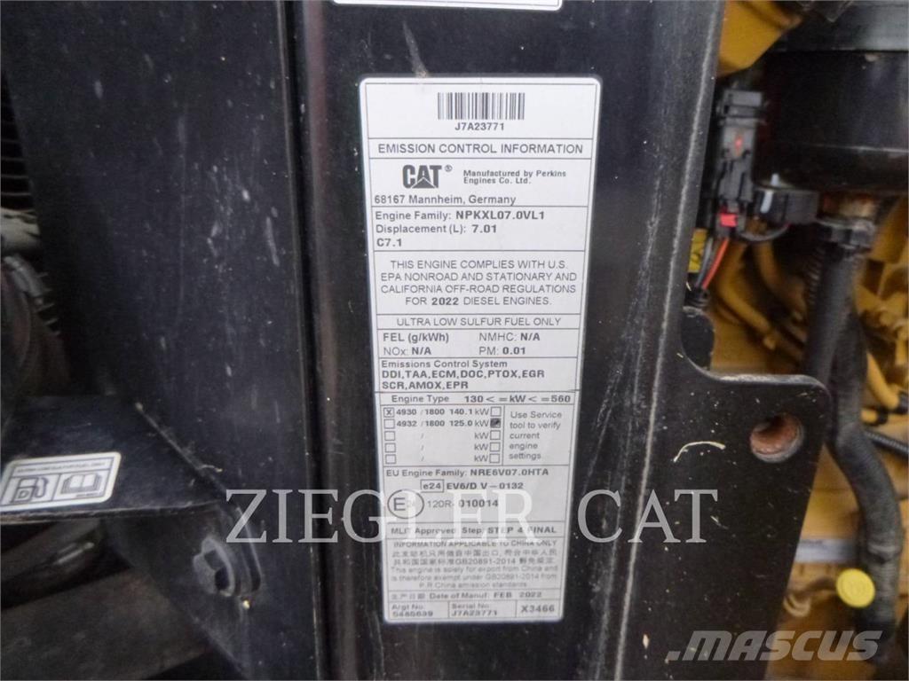 CAT 926M Gumikerekes homlokrakodók