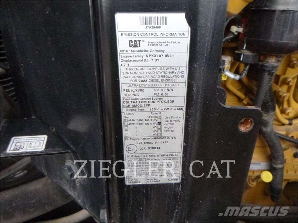 CAT 926M Gumikerekes homlokrakodók
