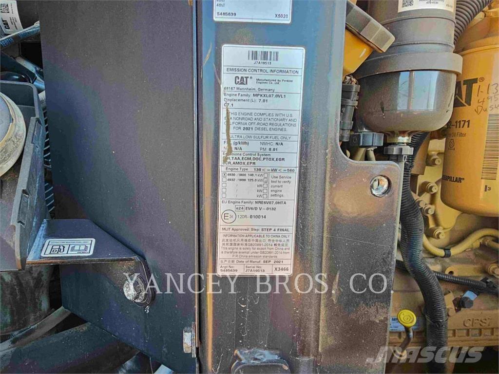 CAT 926M Gumikerekes homlokrakodók