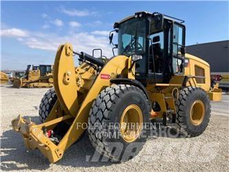 CAT 926M Gumikerekes homlokrakodók