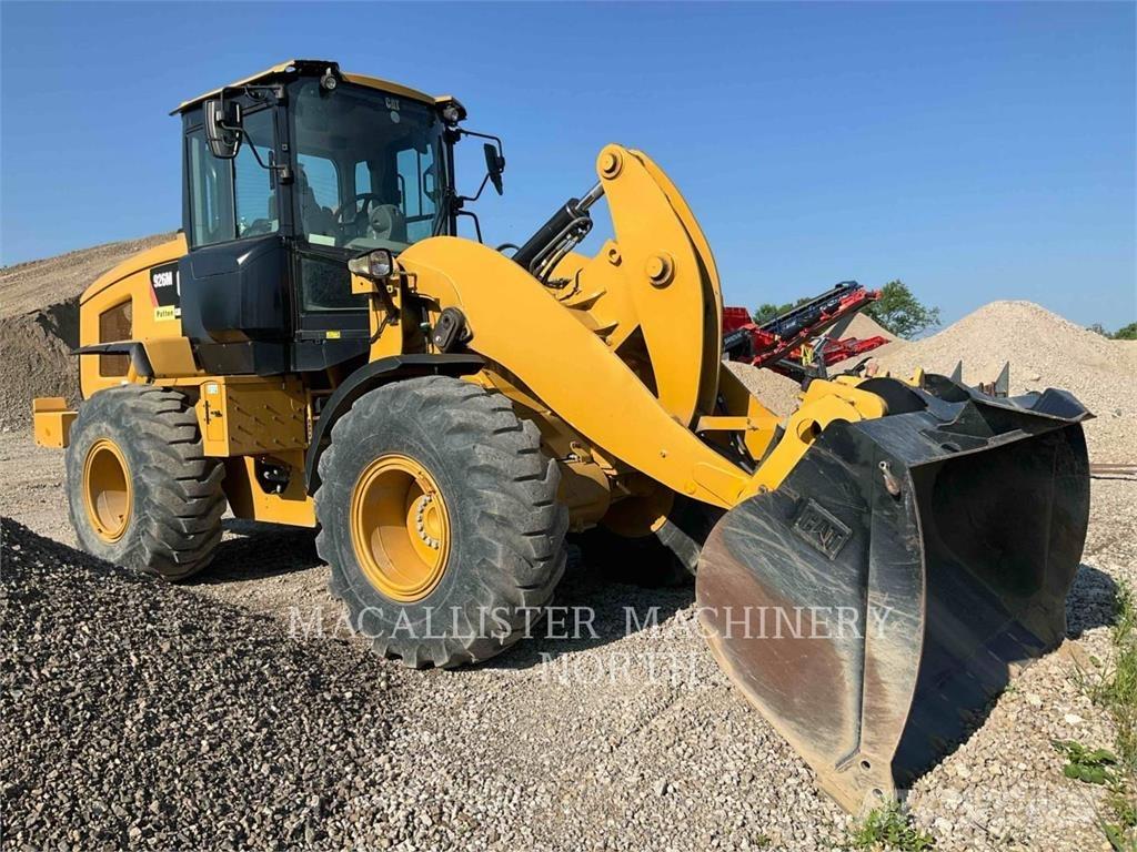 CAT 926M 3RQ Gumikerekes homlokrakodók