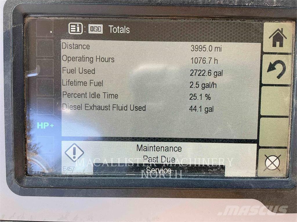 CAT 926M 3RQ Gumikerekes homlokrakodók