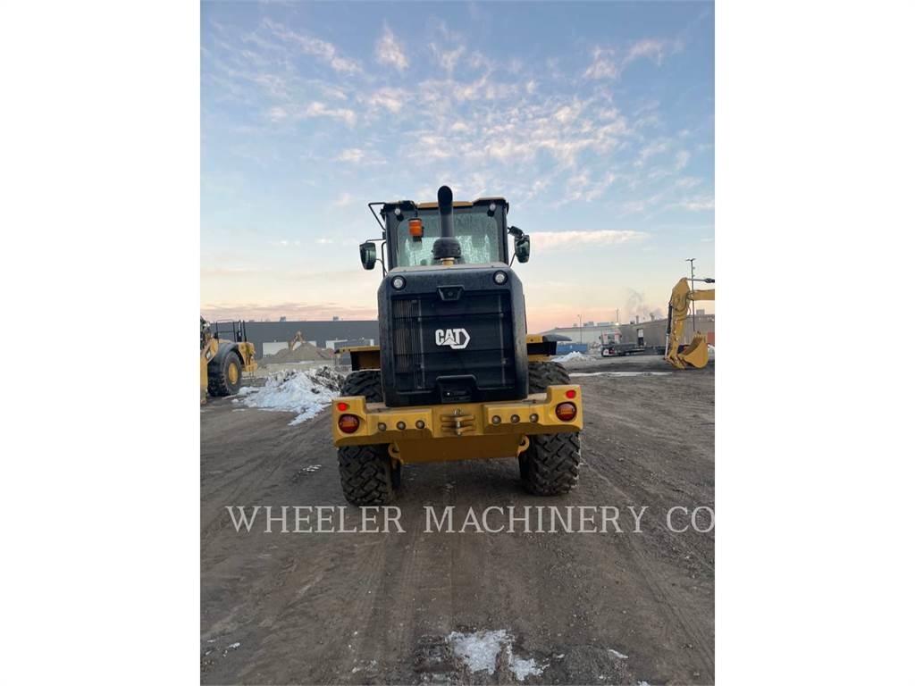 CAT 926M HL QC Gumikerekes homlokrakodók