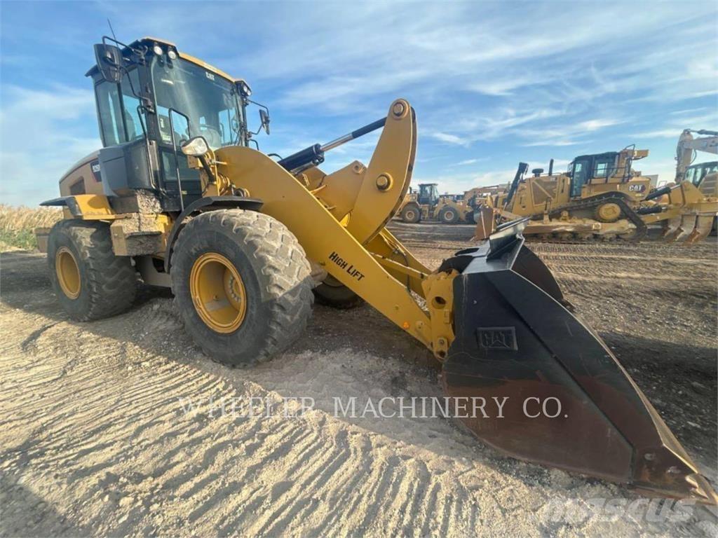 CAT 926M HL QC Gumikerekes homlokrakodók