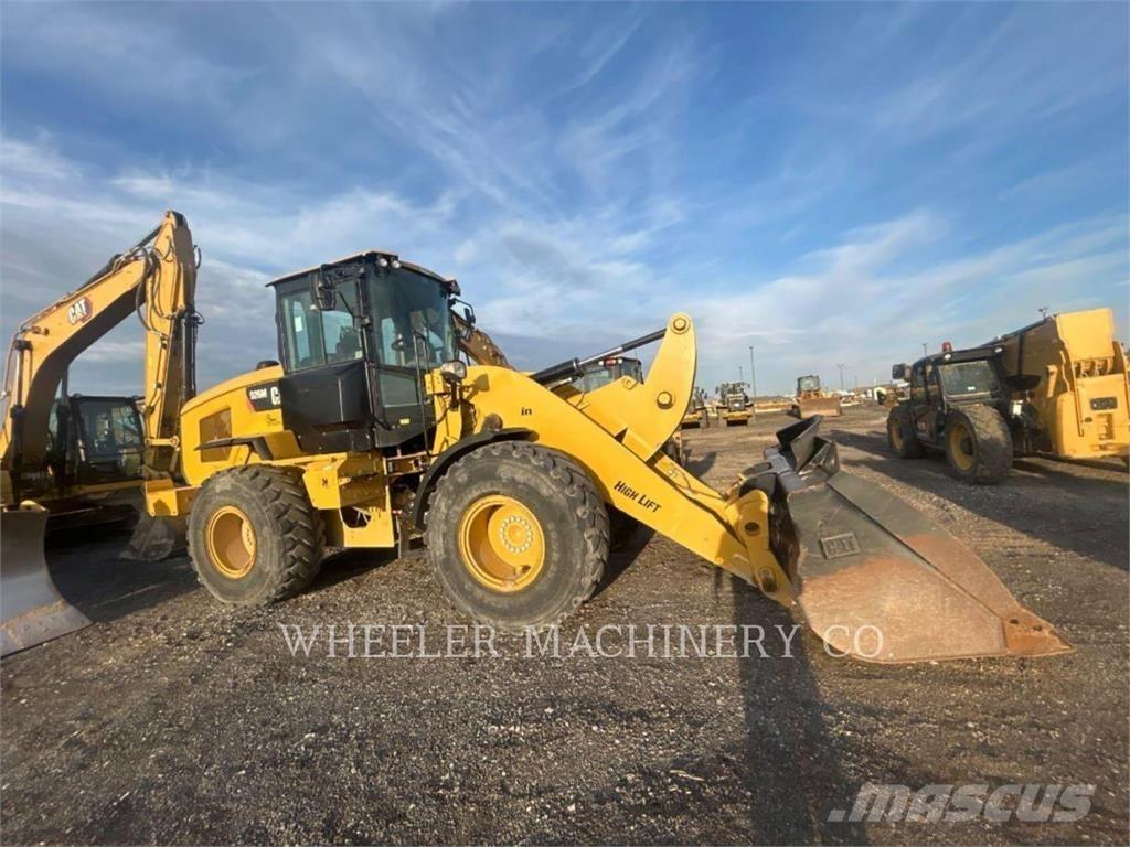 CAT 926M HL QC Gumikerekes homlokrakodók