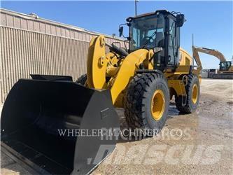 CAT 926M QC Gumikerekes homlokrakodók