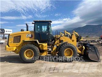 CAT 926M QC Gumikerekes homlokrakodók