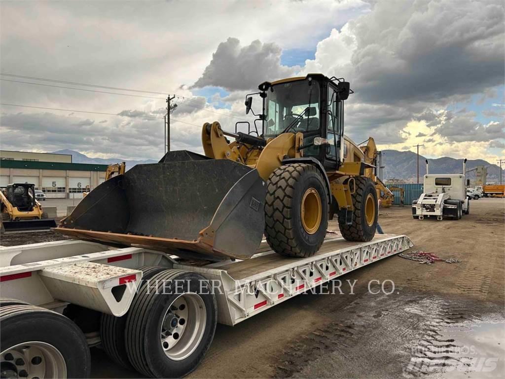 CAT 926M QC Gumikerekes homlokrakodók
