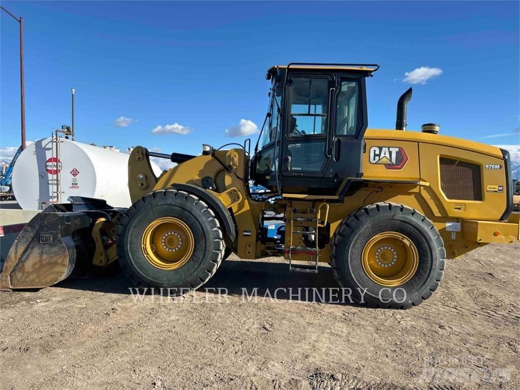 CAT 926M QC Gumikerekes homlokrakodók