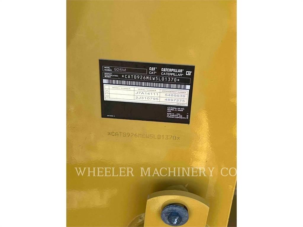 CAT 926M QC Gumikerekes homlokrakodók