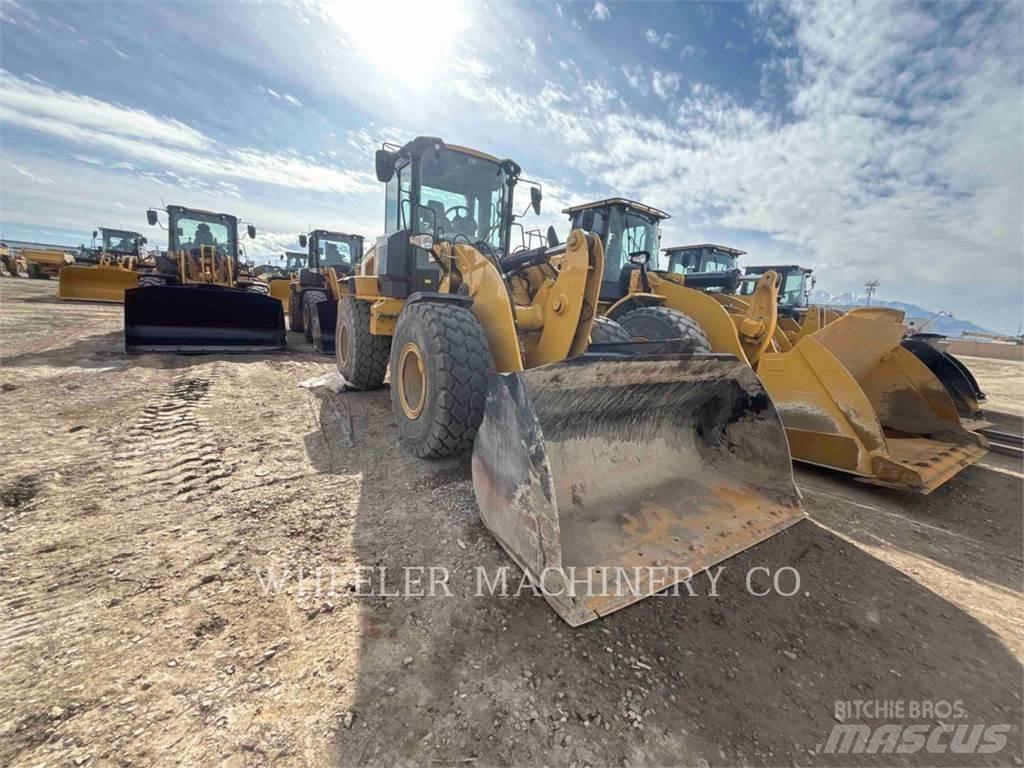 CAT 926M QC 3V Gumikerekes homlokrakodók