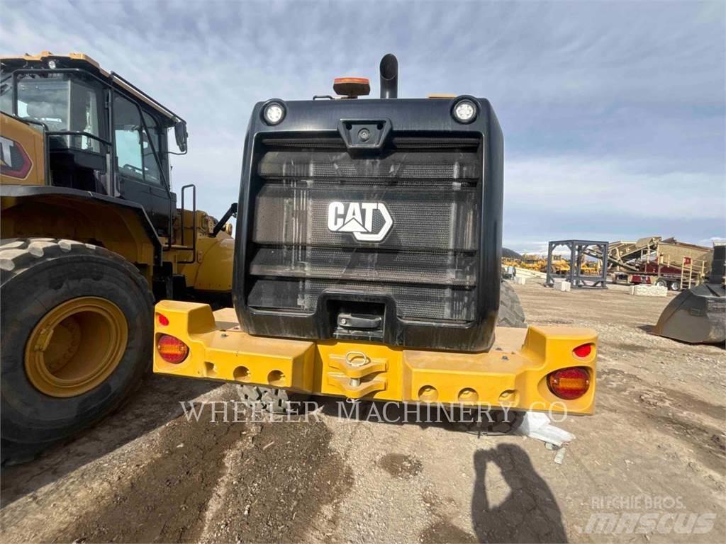 CAT 926M QC 3V Gumikerekes homlokrakodók