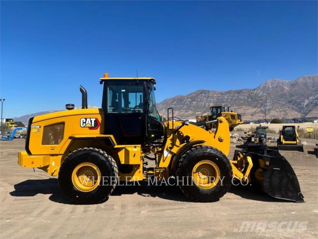 CAT 926M QC 3V Gumikerekes homlokrakodók