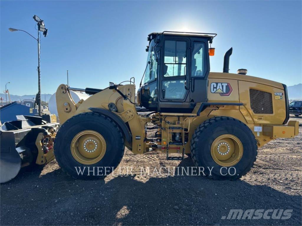 CAT 926M QC 3V Gumikerekes homlokrakodók