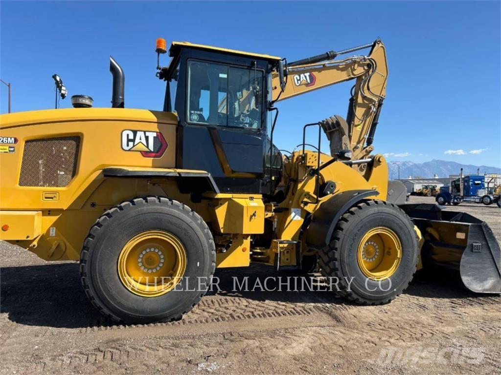 CAT 926M QC 3V Gumikerekes homlokrakodók