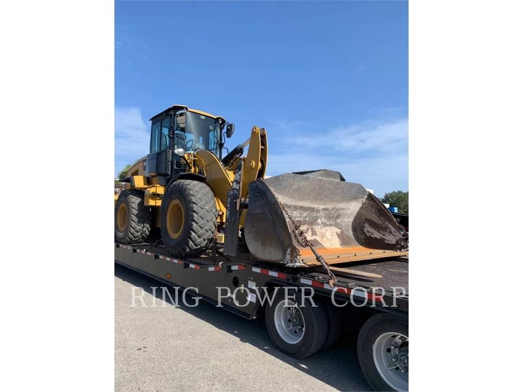 CAT 926MQC3V Gumikerekes homlokrakodók