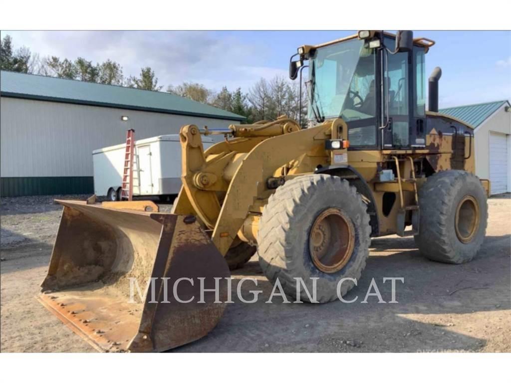 CAT 928G Gumikerekes homlokrakodók
