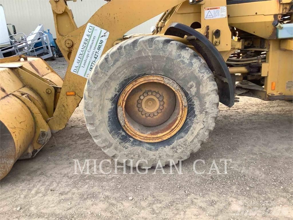 CAT 928G Gumikerekes homlokrakodók