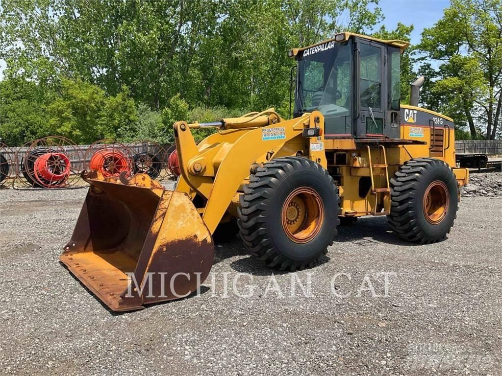 CAT 928G Gumikerekes homlokrakodók