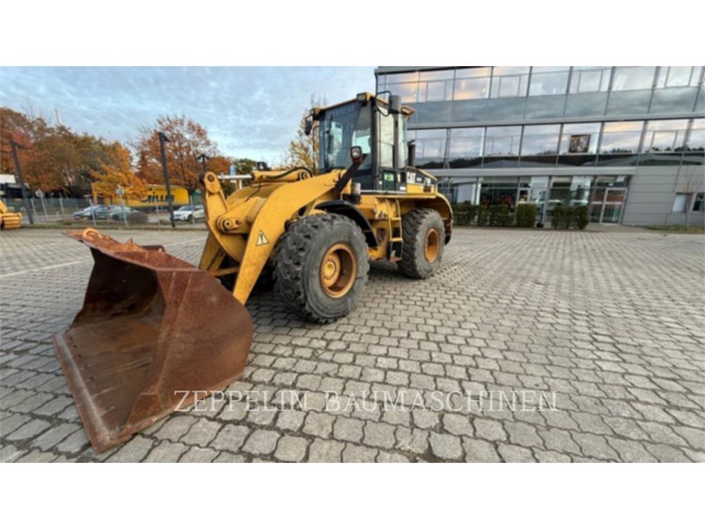 CAT 928G Gumikerekes homlokrakodók