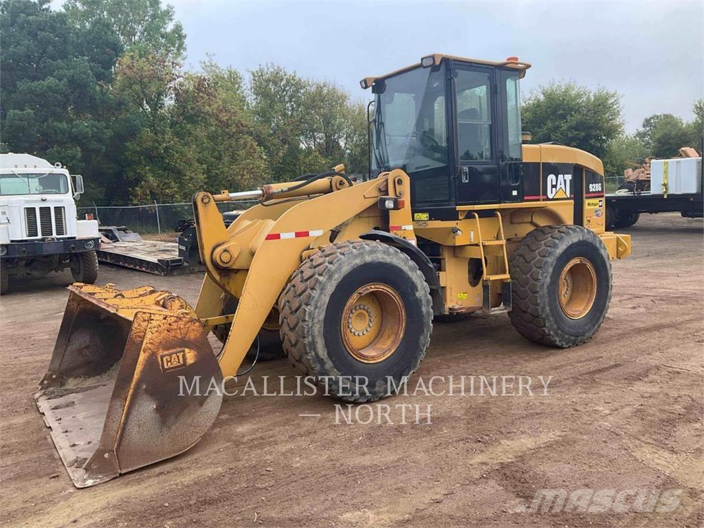 CAT 928GZ Gumikerekes homlokrakodók