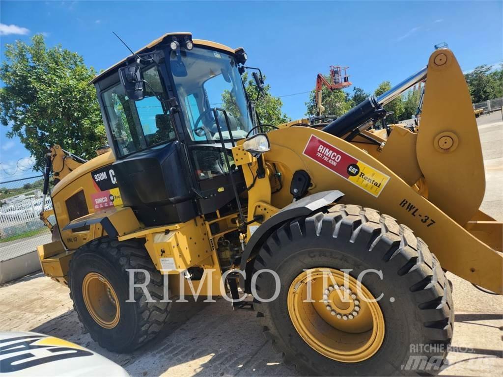 CAT 930 Gumikerekes homlokrakodók