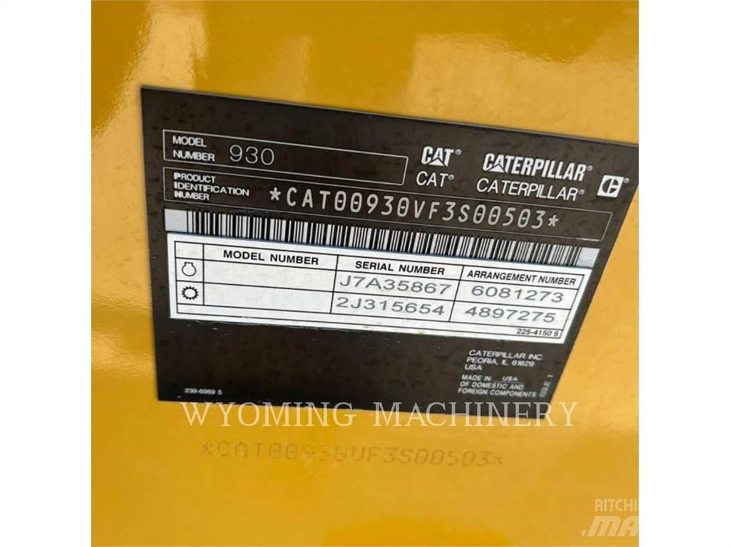 CAT 930 Gumikerekes homlokrakodók