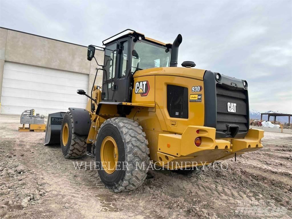 CAT 930 QC Gumikerekes homlokrakodók