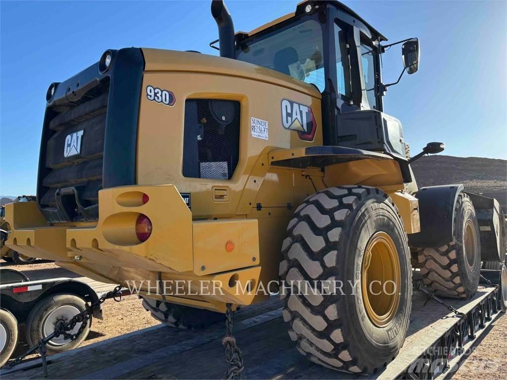 CAT 930 QC Gumikerekes homlokrakodók
