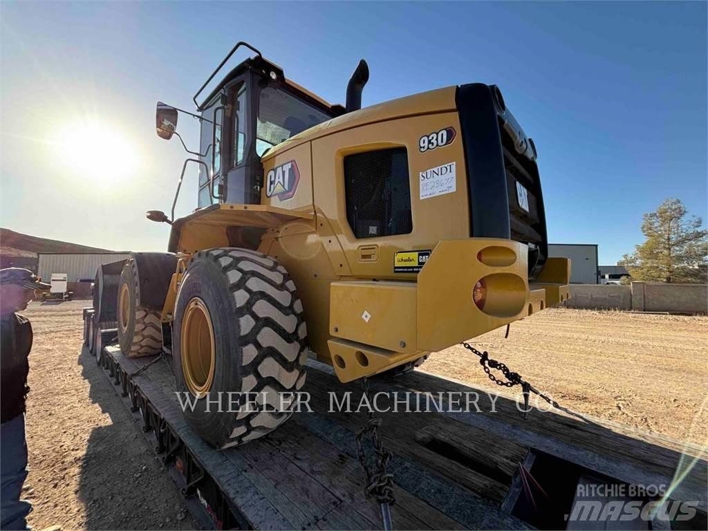 CAT 930 QC Gumikerekes homlokrakodók