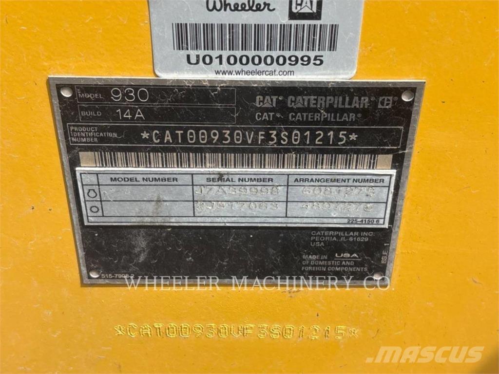 CAT 930 QC Gumikerekes homlokrakodók