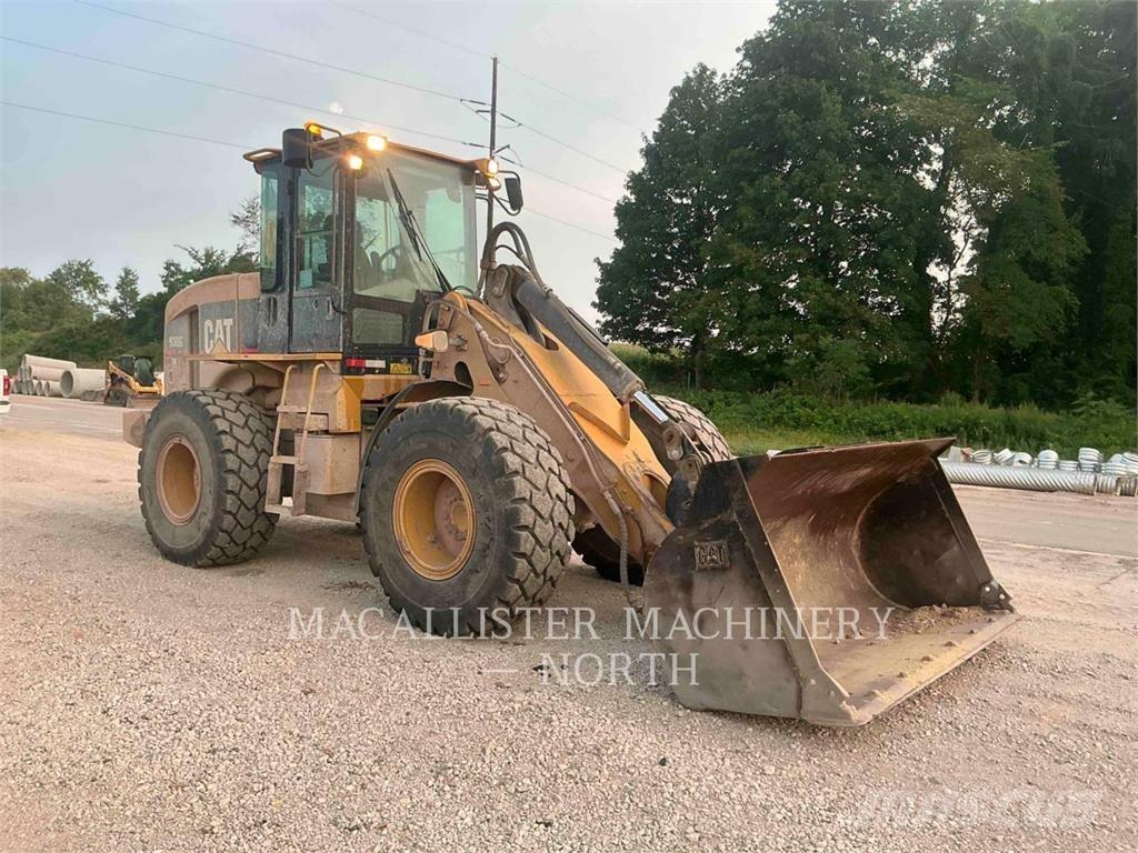CAT 930G Q Gumikerekes homlokrakodók