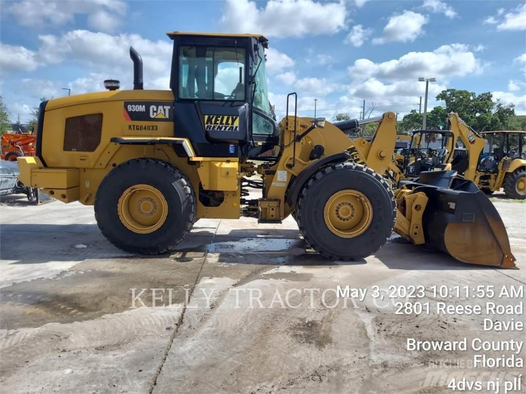 CAT 930M Gumikerekes homlokrakodók